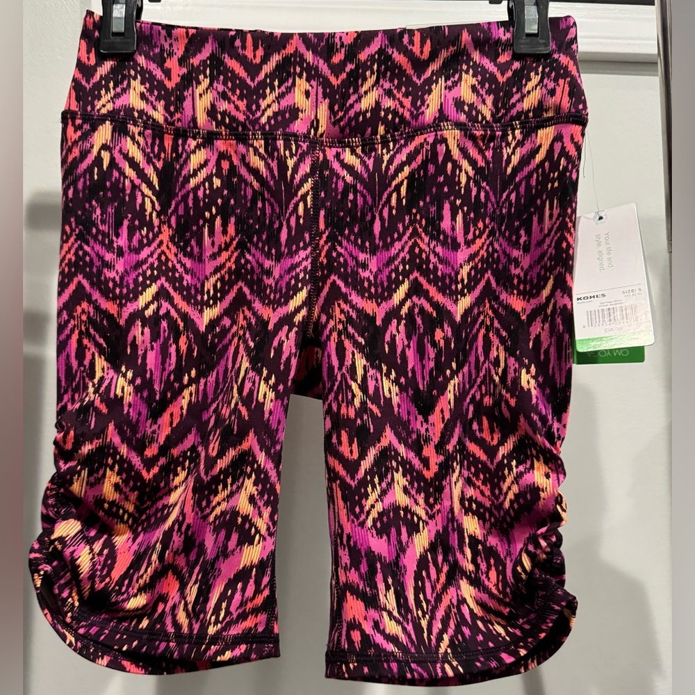 Gaiam Yoga Shorts Size S New With Tags | Purple & Gold Print